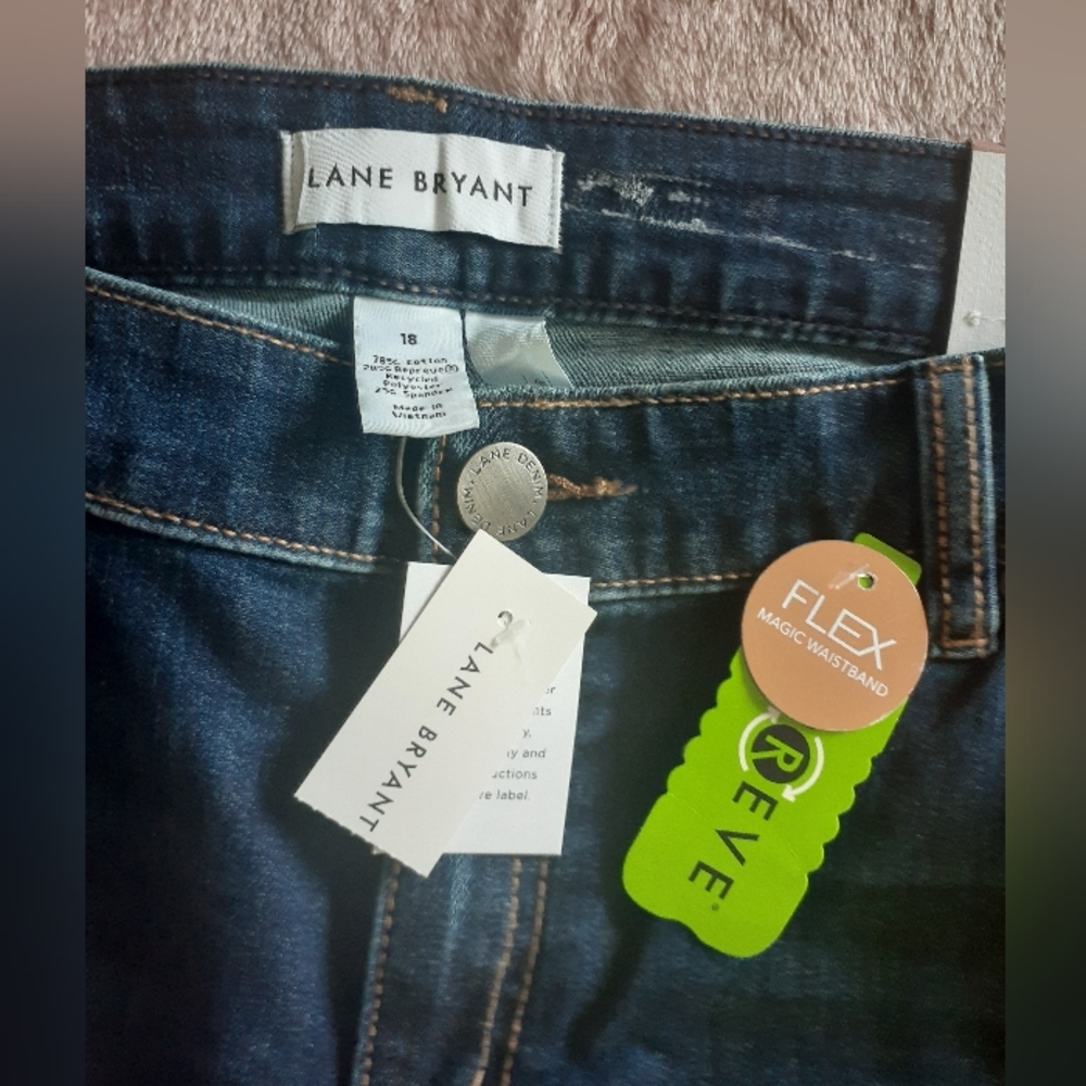 Jeans - Picture 2 of 4